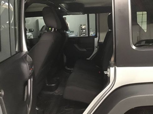 Used 2015 Jeep Wrangler Unlimited Sport w/ Quick Order Package 24S image 18