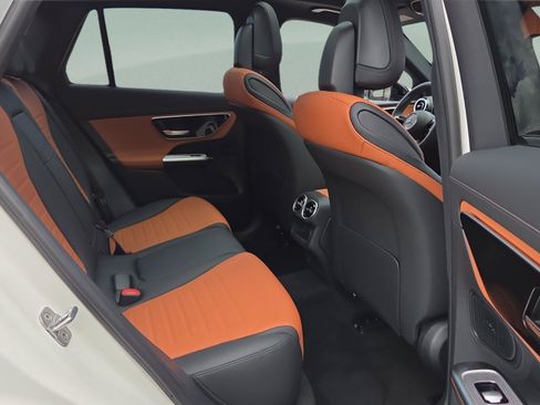 New 2026 Mercedes-Benz GLC 300 image 16