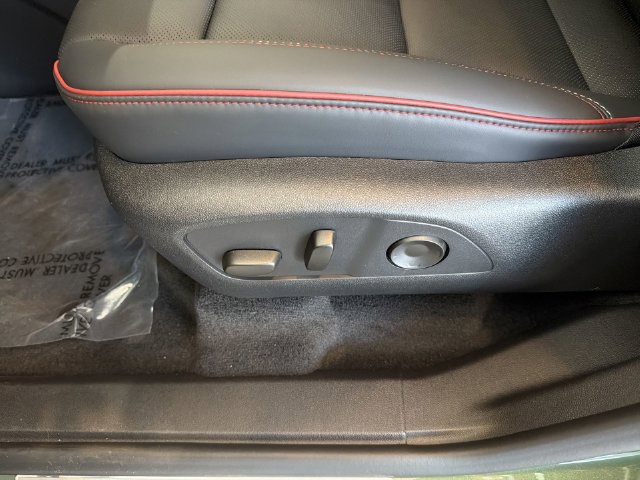 New 2027 Chevrolet Traverse RS AWD/4WD image 23