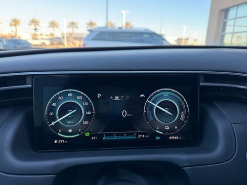 Certified 2024 Hyundai Tucson Limited image 9