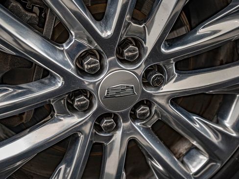 Used 2019 Cadillac XT5 Luxury image 8