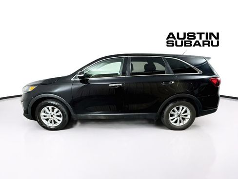 Used 2019 Kia Sorento L FWD image 4