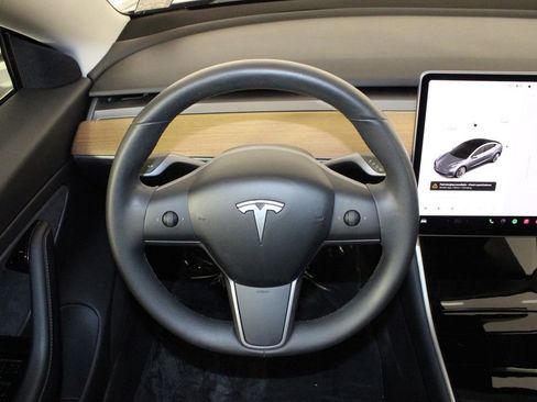 Used 2020 Tesla Model 3 Long Range image 21