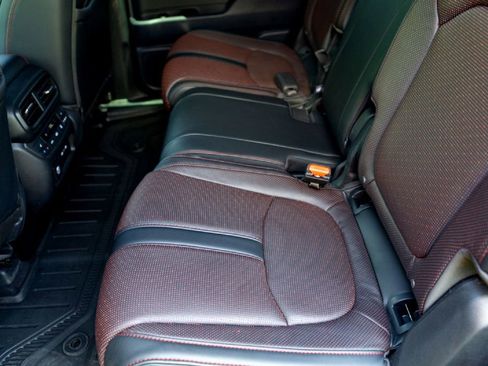 Used 2025 Honda Pilot Black Edition image 25