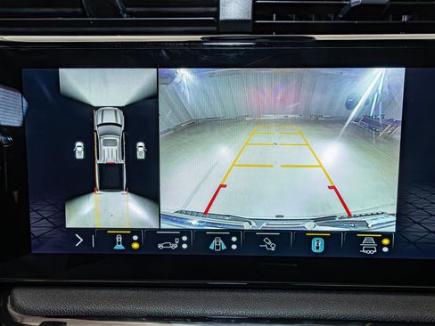 Used 2023 GMC Sierra 1500 AT4 w/ Technology Package image 22