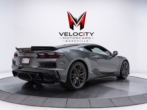 Used 2024 Chevrolet Corvette Z06 RWD image 6
