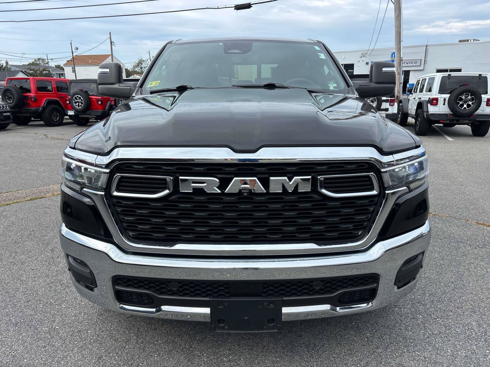 Used 2025 RAM 1500 Big Horn AWD/4WD image 8
