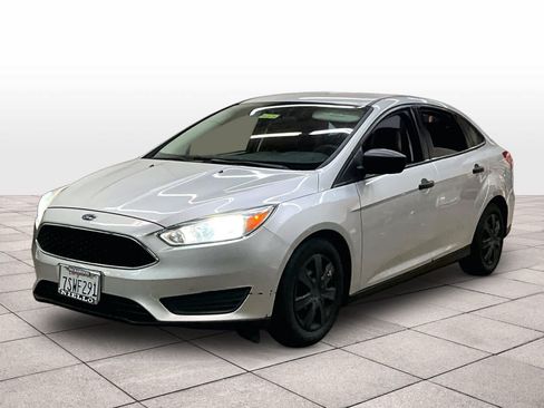 Used 2016 Ford Focus S FWD image 1