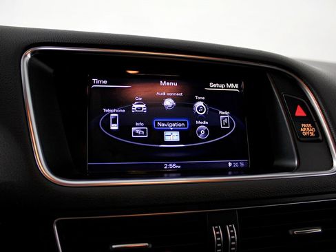 Used 2015 Audi SQ5 Prestige w/ Prestige Package image 31