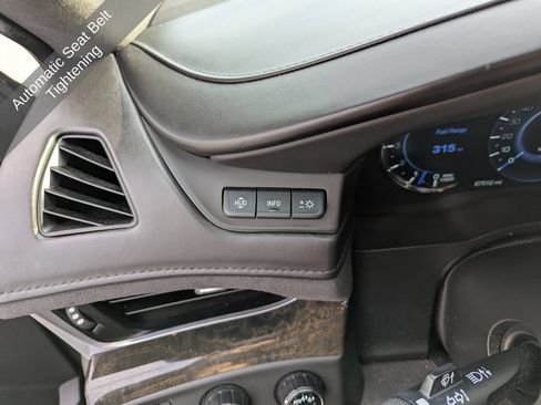 Used 2020 Cadillac Escalade Platinum AWD/4WD image 19