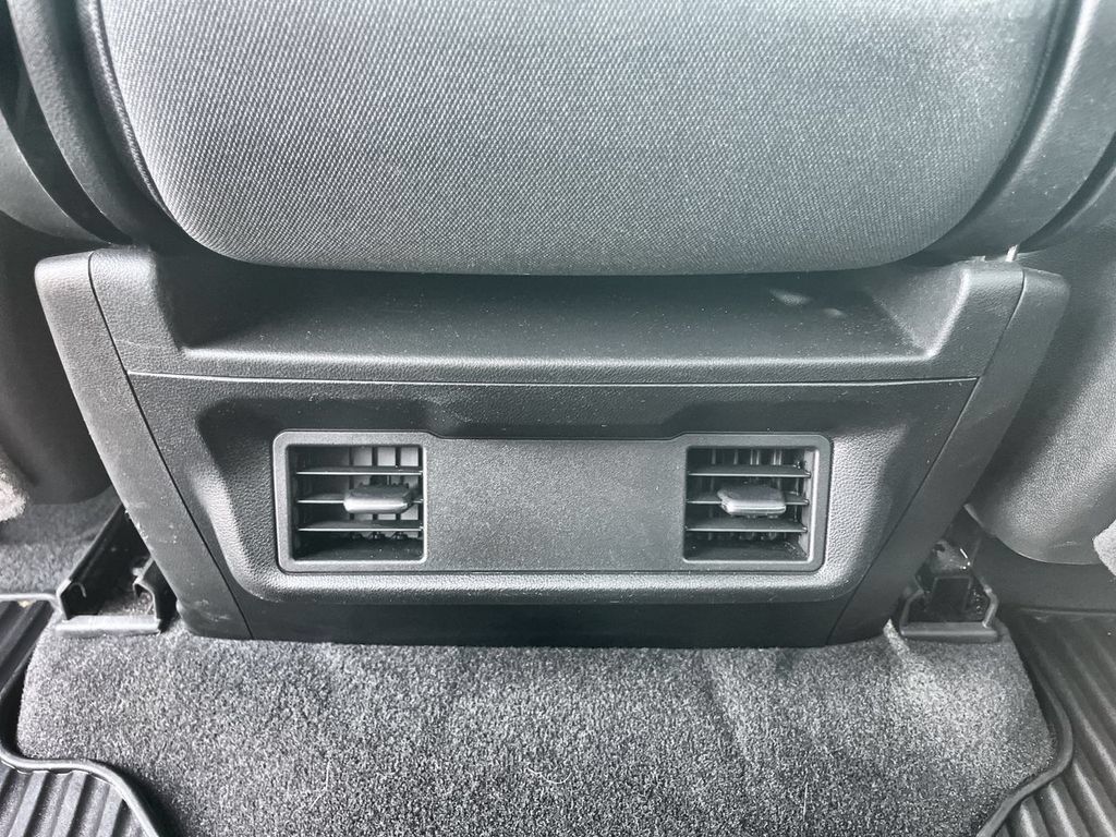 Used 2023 Chevrolet Silverado 1500 Custom AWD/4WD image 20