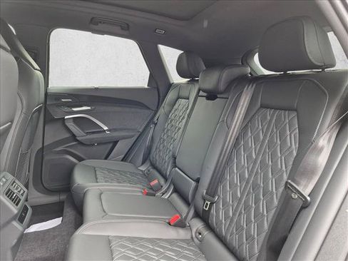 New 2026 Audi SQ5 Premium Plus AWD/4WD image 16
