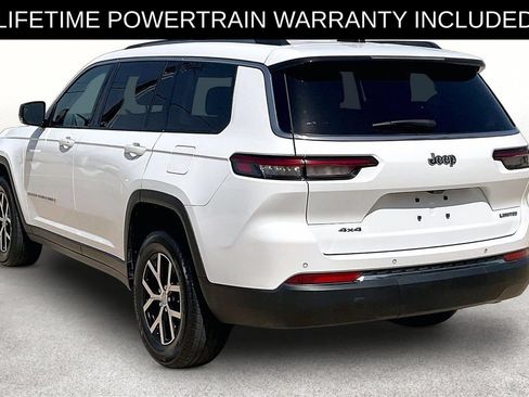 Used 2023 Jeep Grand Cherokee L Limited AWD/4WD image 11