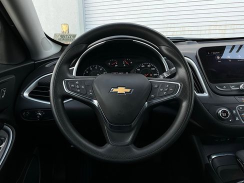 Used 2024 Chevrolet Malibu LT image 35