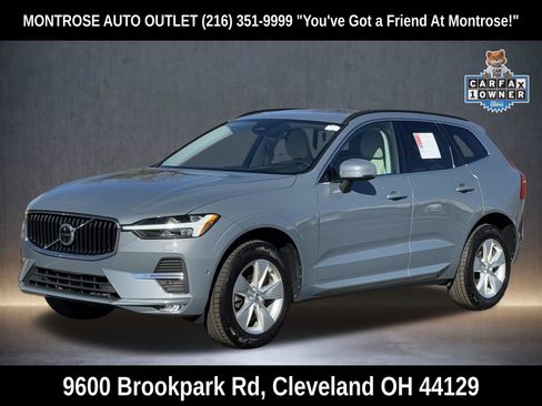Used 2022 Volvo XC60 B5 Momentum image 8