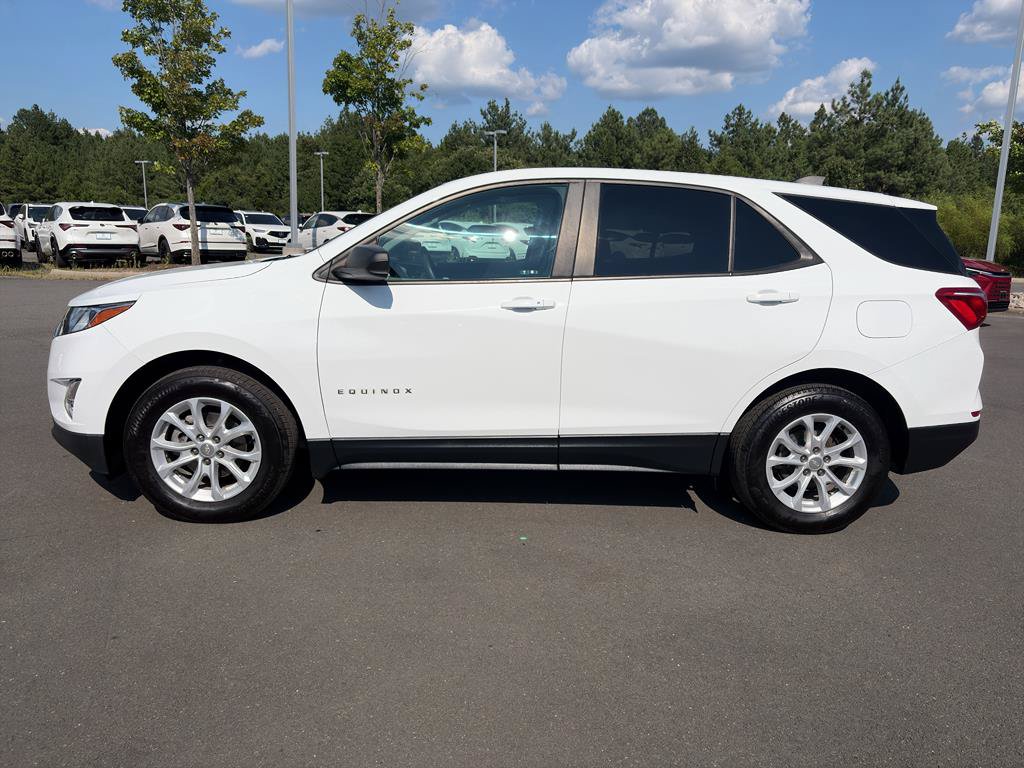 Used 2020 Chevrolet Equinox LS w/ LS Convenience Package AWD/4WD image 4