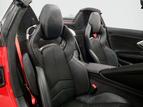 Used 2024 Chevrolet Corvette Z06 RWD image 15