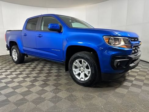 Used 2022 Chevrolet Colorado LT w/ LT Convenience Package image 7