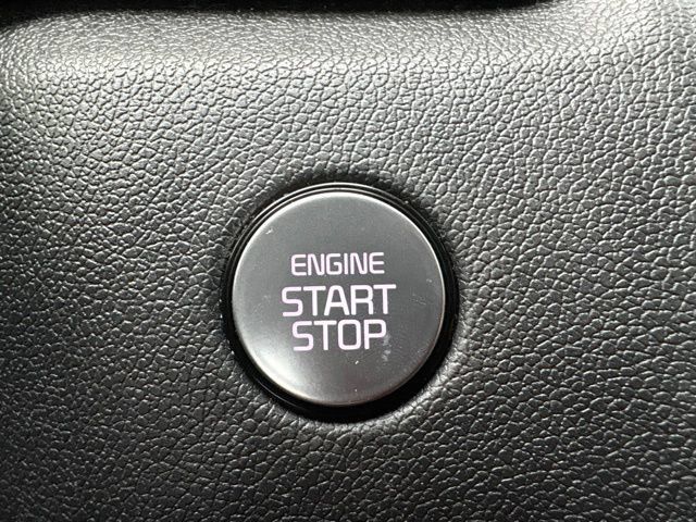 Used 2022 Kia Sorento S FWD image 19