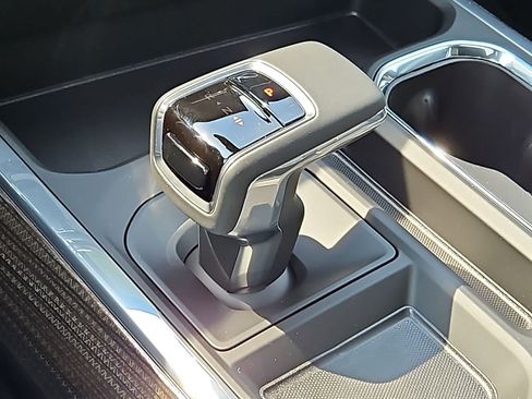New 2026 Chevrolet Silverado 1500 RST AWD/4WD image 13