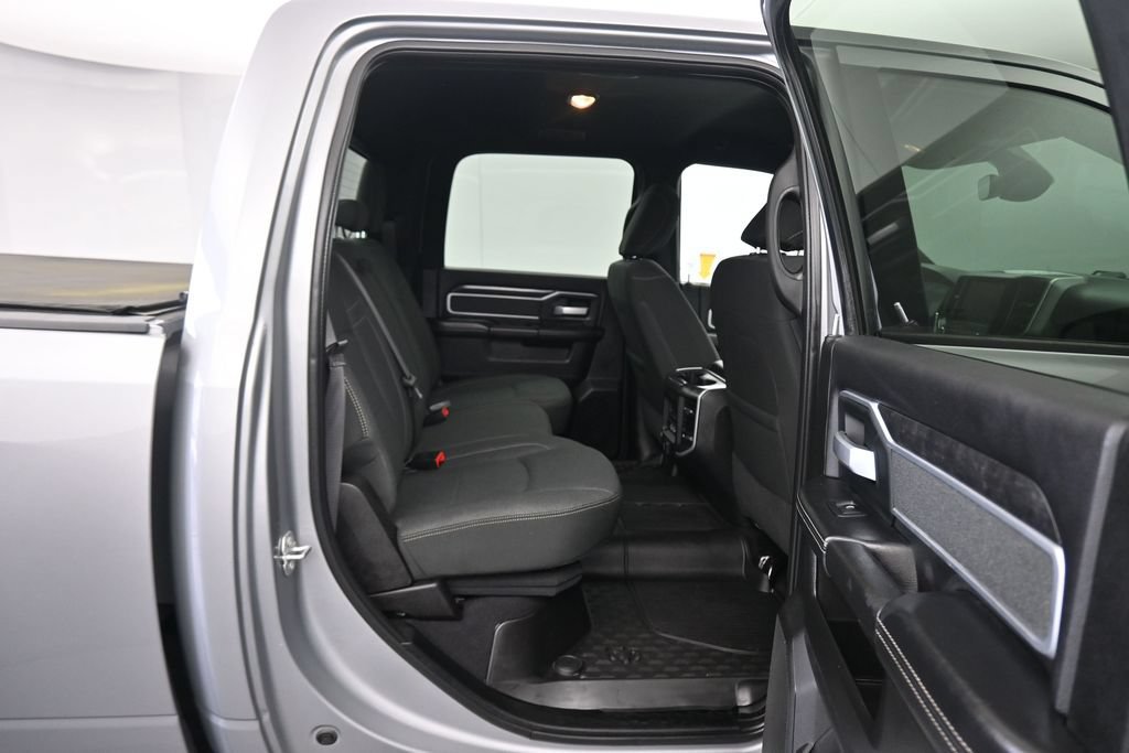 Used 2020 RAM 2500 Big Horn w/ Level 2 Equipment Group AWD/4WD image 42