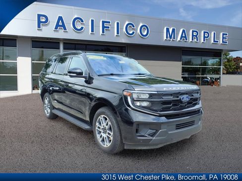 Certified 2025 Ford Expedition Active AWD/4WD image 1