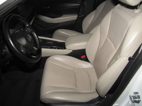 Certified 2023 Honda Accord EX-L image 9