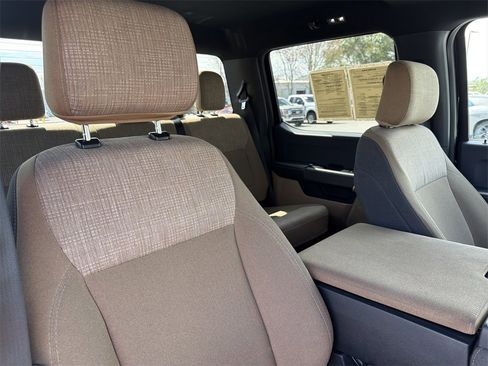 Used 2023 Ford F150 XLT image 20