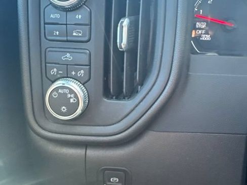 Used 2023 GMC Sierra 1500 Pro w/ Graphite Edition AWD/4WD image 16
