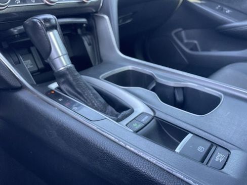 Used 2020 Honda Accord Sport image 21