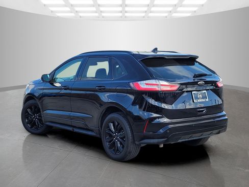 Used 2023 Ford Edge SE w/ Black Appearance Package image 7