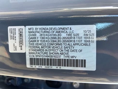 New 2025 Honda Pilot TrailSport image 17