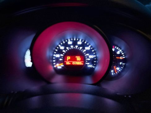 Used 2015 Kia Soul + image 24