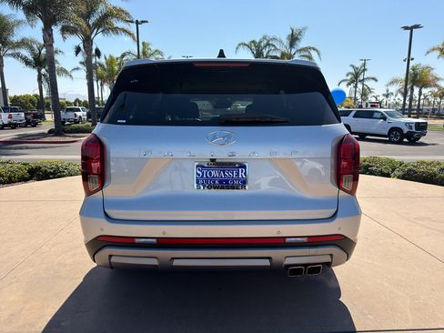 Used 2024 Hyundai Palisade SEL FWD image 5