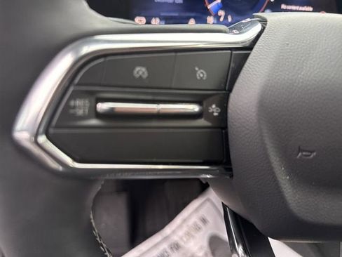 New 2025 Chevrolet Equinox EV LT w/ Convenience Package image 15