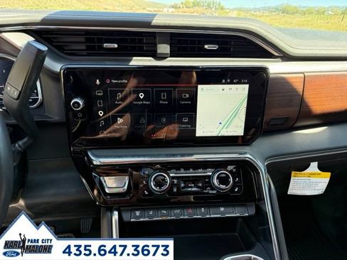 Used 2025 GMC Sierra 3500 Denali Ultimate AWD/4WD image 21