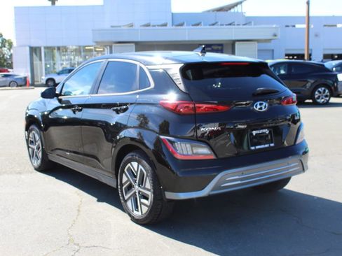 Used 2023 Hyundai Kona Limited image 9