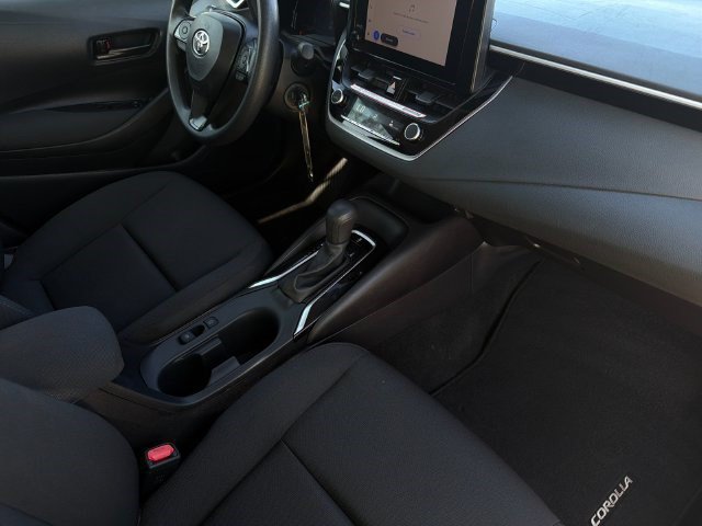 Used 2026 Toyota Corolla LE FWD image 17