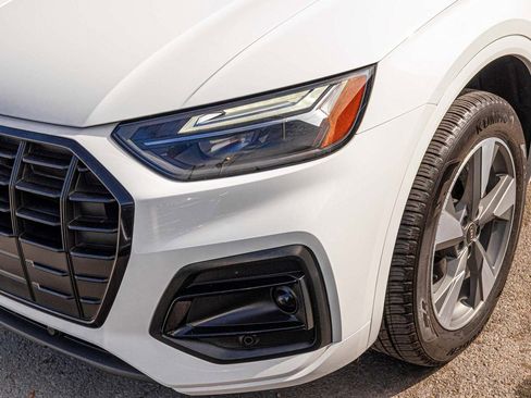 Used 2025 Audi Q5 2.0T Premium image 39