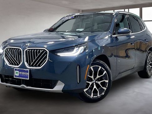 Used 2026 BMW X3 xDrive30i w/ Premium Package AWD/4WD image 1