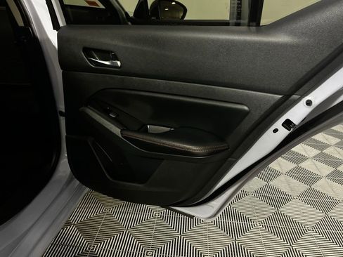 Used 2025 Nissan Altima 2.5 SR image 30