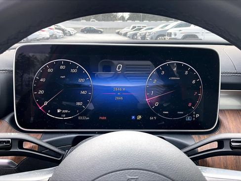 Used 2025 Mercedes-Benz C 300 Sedan image 25