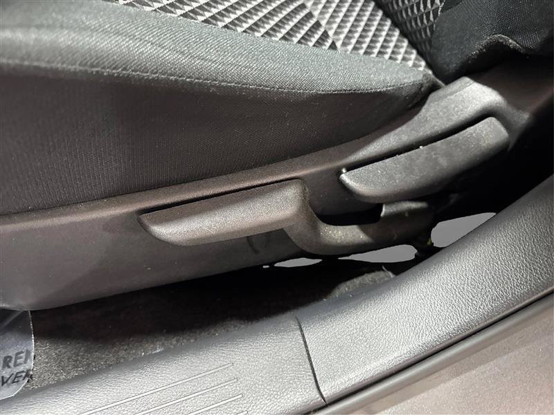 Used 2024 Nissan Versa S FWD image 19