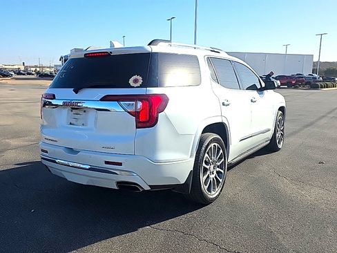 Used 2021 GMC Acadia Denali w/ Denali Ultimate Package image 4