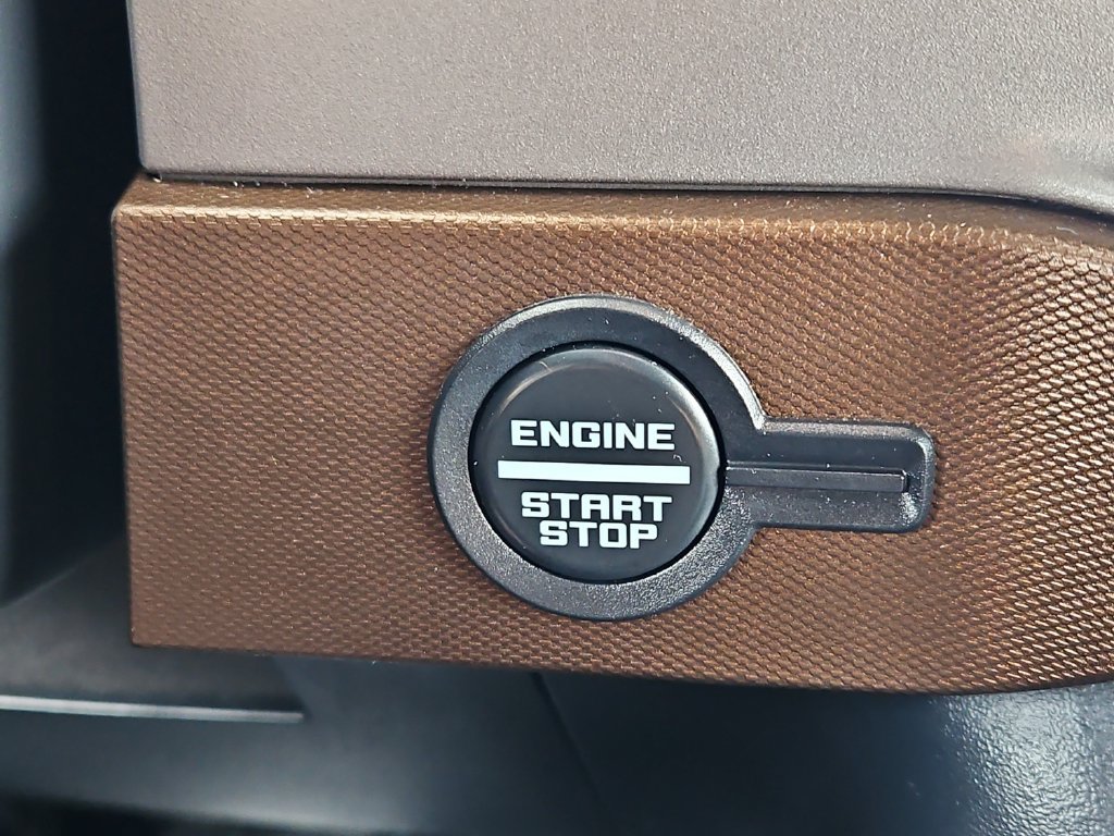 Used 2022 Ford Bronco Outer Banks AWD/4WD image 25