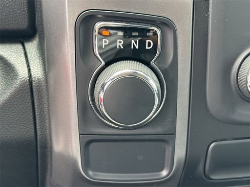 Used 2024 RAM 1500 Classic SLT image 29