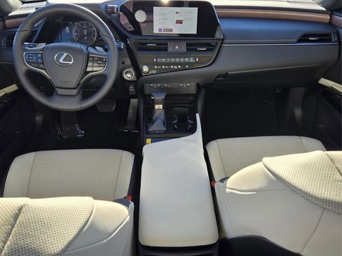 Certified 2025 Lexus ES 350 w/ Premium Package image 11