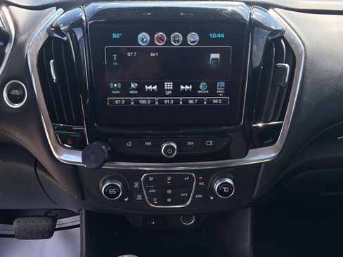 Used 2019 Chevrolet Traverse LT FWD image 29
