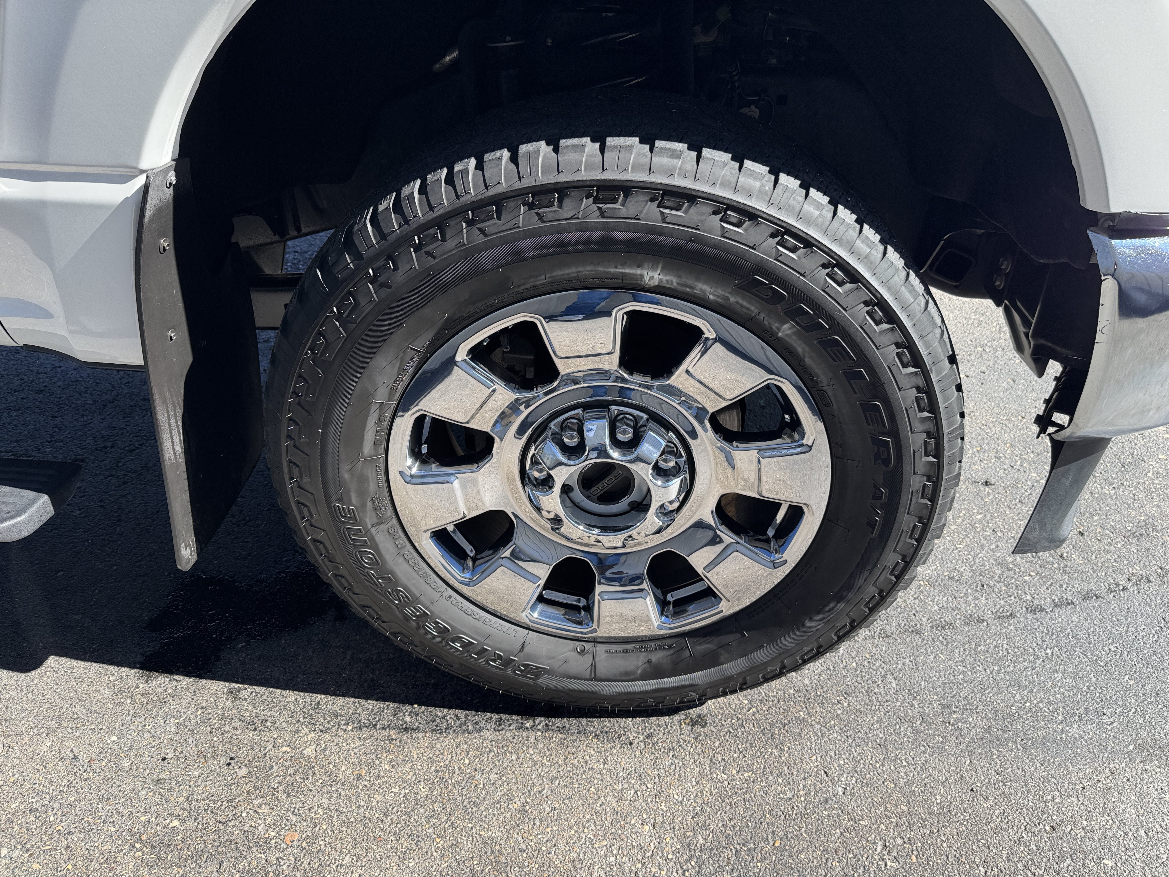 Used 2024 Ford F350 Lariat w/ Lariat Ultimate Package AWD/4WD image 48