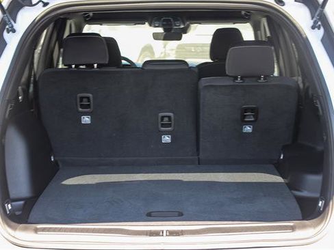 New 2025 Jeep Grand Cherokee Laredo image 26